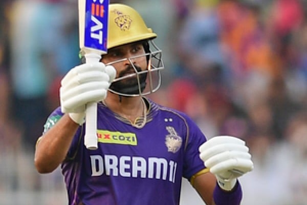 IPL 2024: Iyer’s fifty, cameos from Salt and Ramandeep propel KKR to a massive 222/6