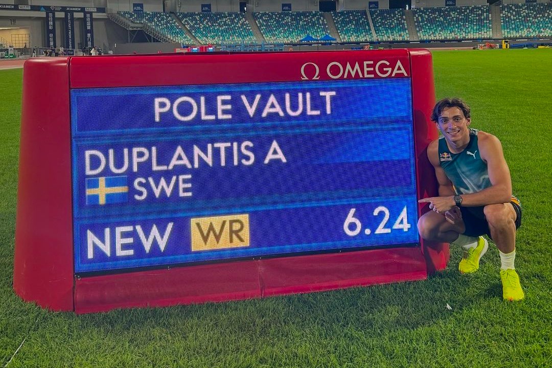 Sweden athlet Armand Duplantis broke Pole Vault world record for 8th time