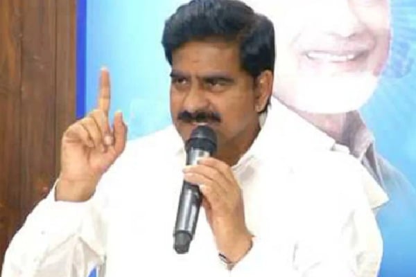 Return of Chandrababu Crucial for Andhra's Future, Says Devineni Uma