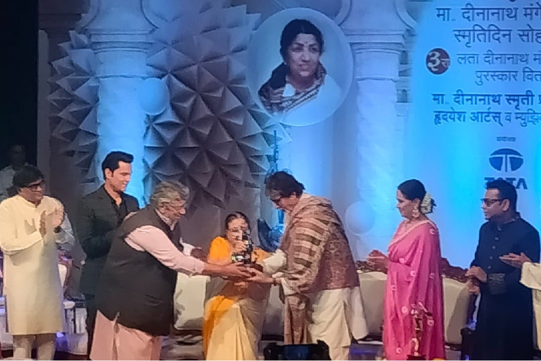 Amitabh Bachchan, A.R. Rahman honoured at 3rd Lata Deenanath Mangeshkar Awards