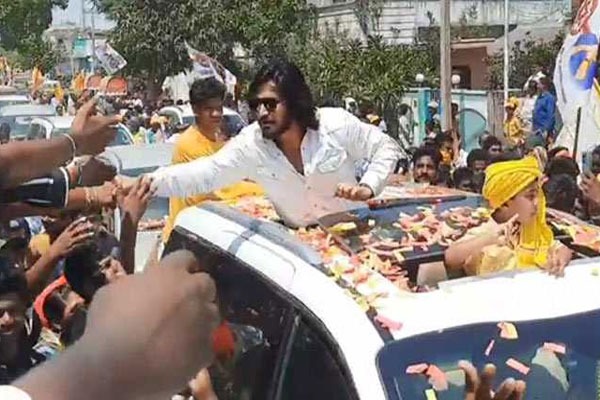 Tollywood Actor Nikhil in Election Rally at Chirala