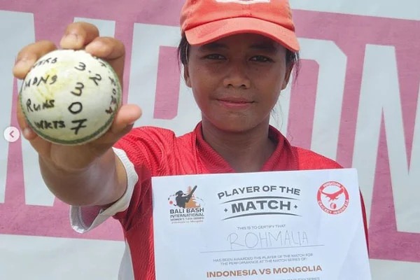 Indonesia Rohmalia Rohmalia breaks record for best spell in T20Is