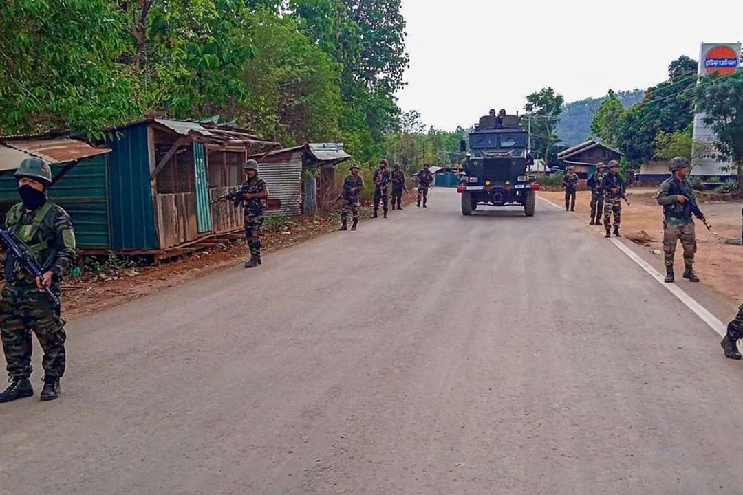 Violence again in Manipur two CRPF jawans killed
