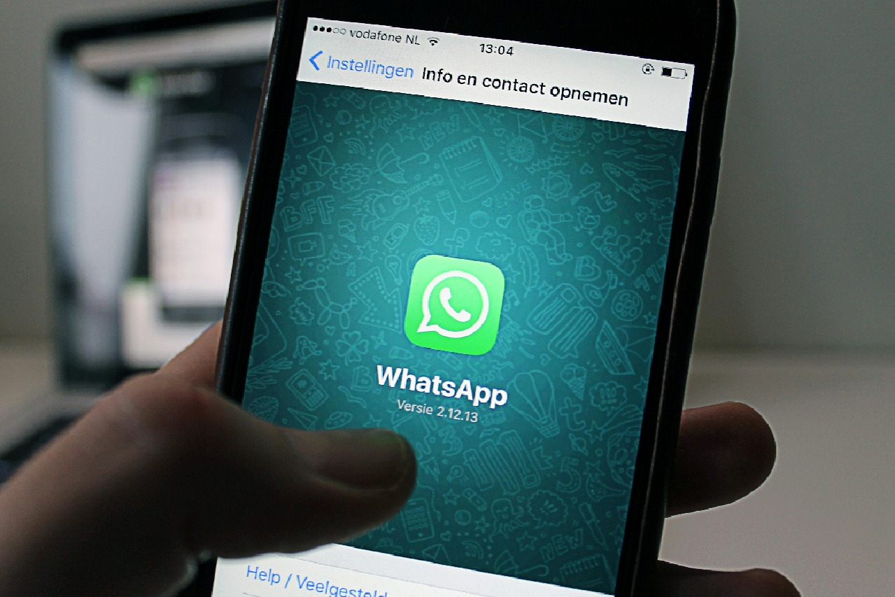 what is end to end encryption the main issue between whatsapp and government of india