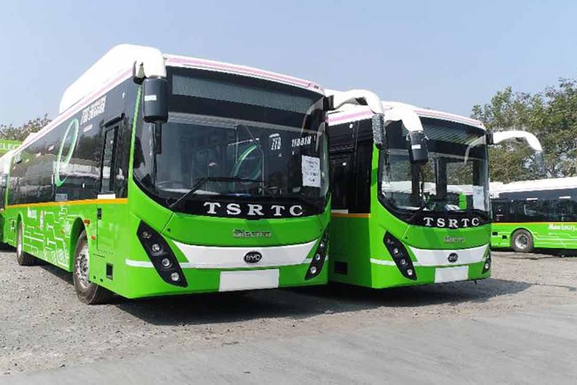TSRTC Running Additional Buses In Hyderabad vijayawada Route