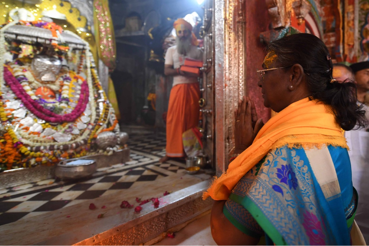 President Murmu offers prayers at Ram Temple in Ayodhya