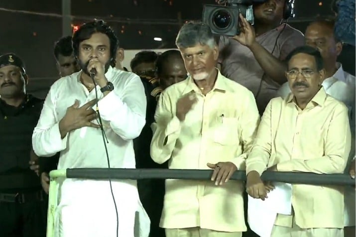 Pawan Kalyan says he never expect such huge welcome in Nellore