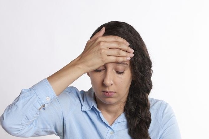 Anti-acidity medications linked to a high risk of migraine, says expert