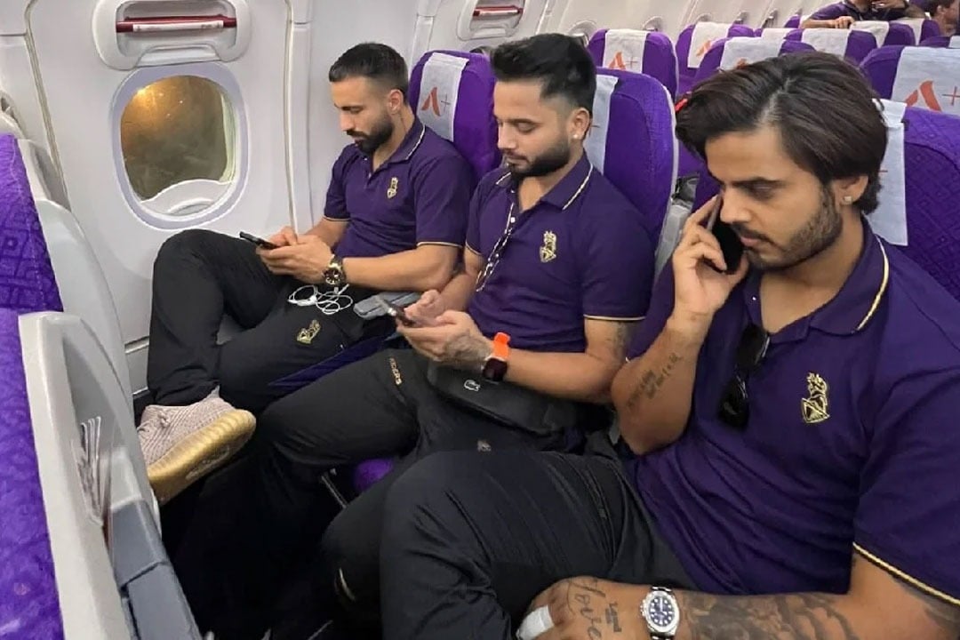  KKR chartered flight diverted to Guwahati and then Varanasi due to bad weather
