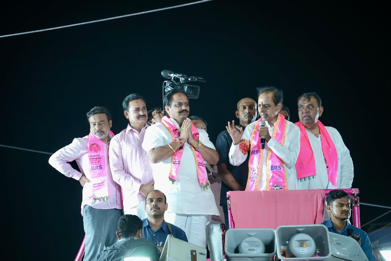 KCR targets Revanth Reddy government
