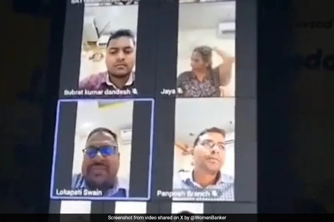 Video Canara Bandhan Bank Officers Abuse Staff Over Targets Banks React