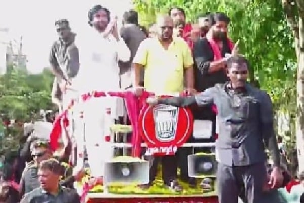 Pawan Kalyan’s Roadshow Draws Massive Crowd in Pithapuram