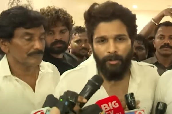 Allu Arjun Campaigns in Nandyal for YSRCP Candidate Shilpa Ravi