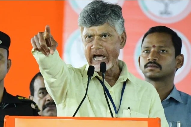 Chandrababu accuses YSRCP leaders of resorting to attacks fearing election defeat