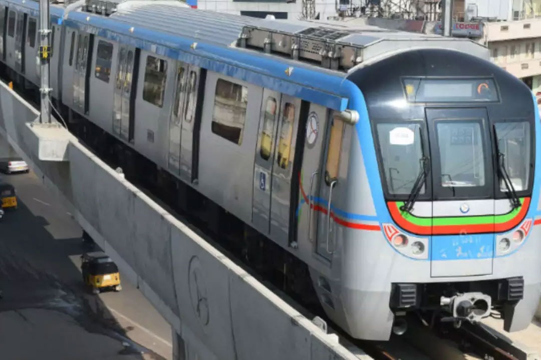 Hyderabad metro rail started early today to meet passengers demand