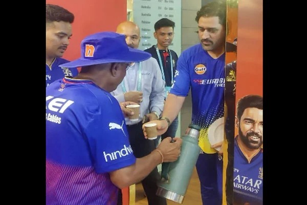 MS Dhoni in RCB Dressing Room Video goes Viral on Social Media