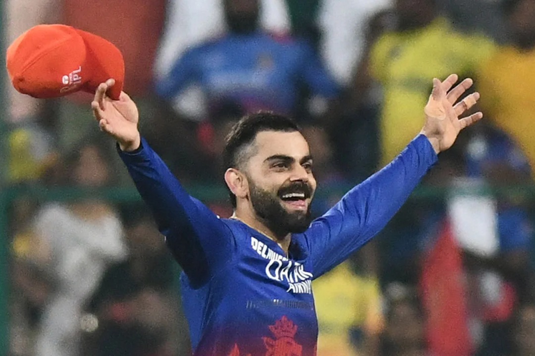 Virat is the second player overall to reach 700 run mark in a single IPL edition on two or more occasions