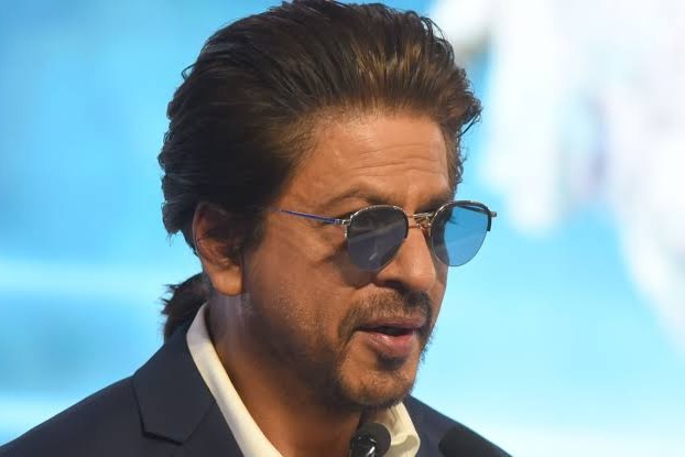 Shah Rukh Khan hospitalised in Ahmedabad due to dehydration