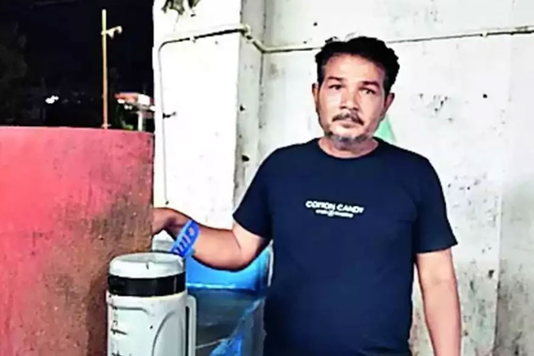 tea seller has been served a notice worth Rs 49 crore by the Income Tax department