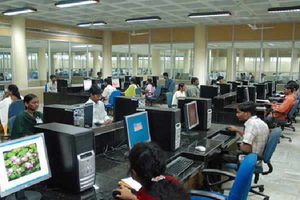 IT sector jobs witness a significant rise across tech hubs: Report