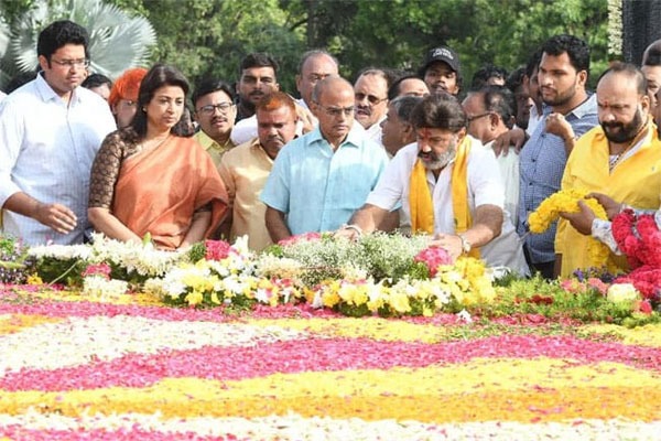 Nandamuri Balakrishna Tributes Father NTR