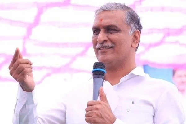BRS Leader Harish Rao Sensational Comments on Party Chage 