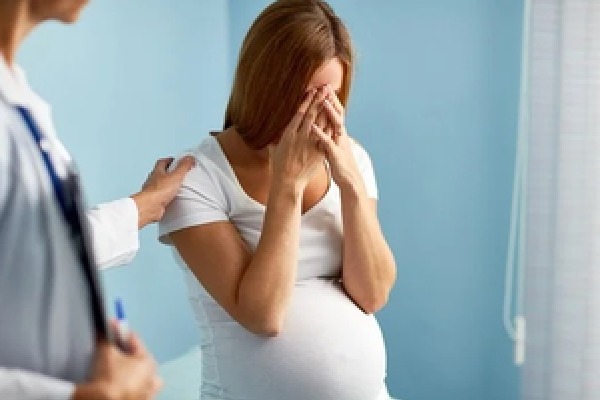 Depression around childbirth linked to future heart risk: Study