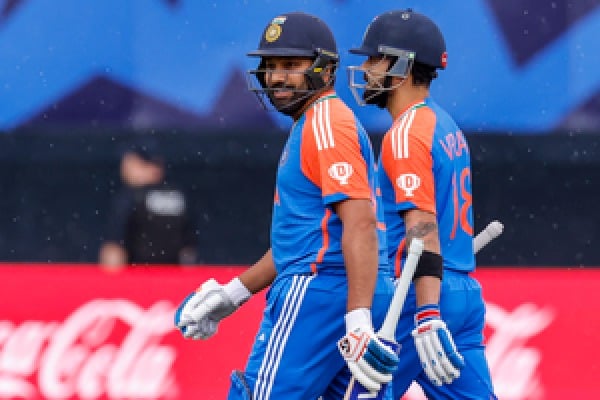 T20 World Cup: Would be nice to see Rohit & Virat put together a really good partnership, says Robin Singh