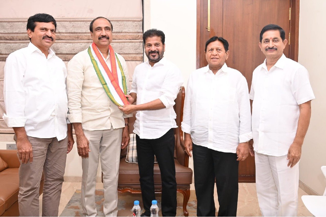 Telangana Congress may be forced to go slow on 'poaching' BRS MLAs
