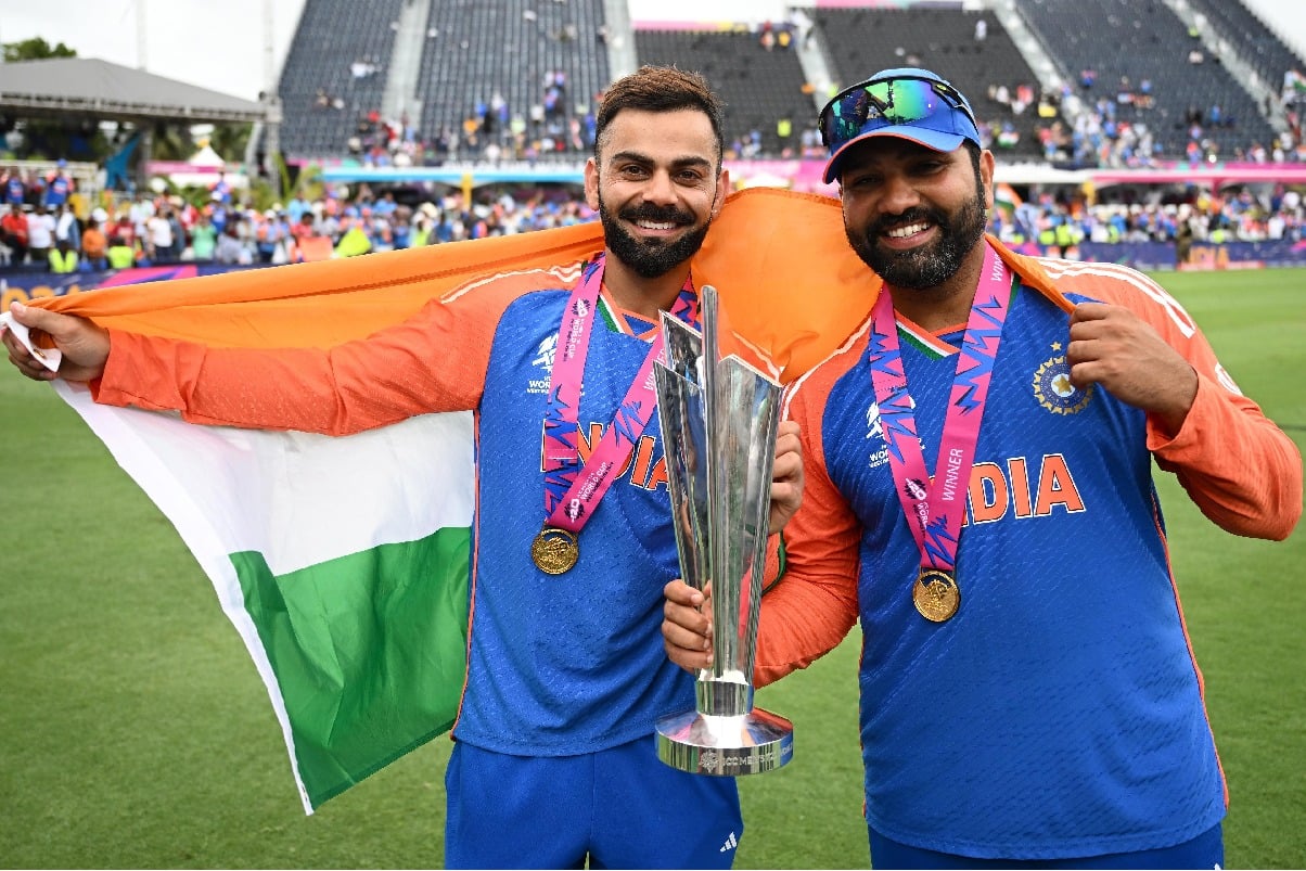 Tendulkar applauds Rohit, Kohli for ending T20I careers with silverware