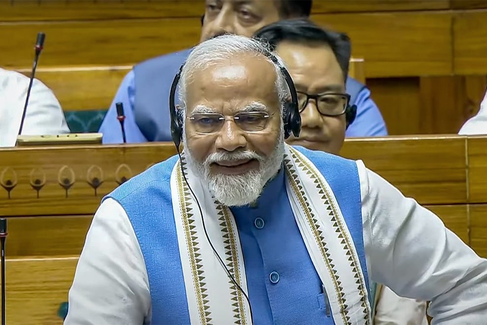 Not introspection, but interested in ‘Shirshashan’: PM Modi pokes fun at Cong, cites 'Sholay' dialogue