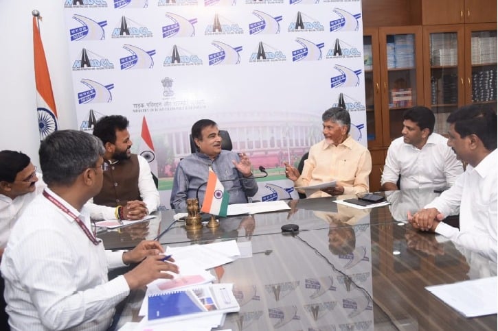 Union Minister Gadkari Provides Update on Meeting with CM Chandrababu