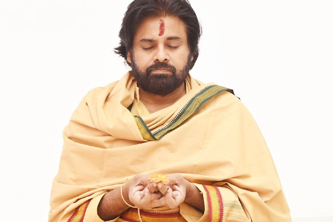 Pawan Kalyan prays god of Sun
