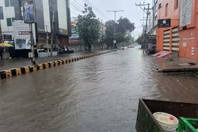 Heavy rains in Hyderabad