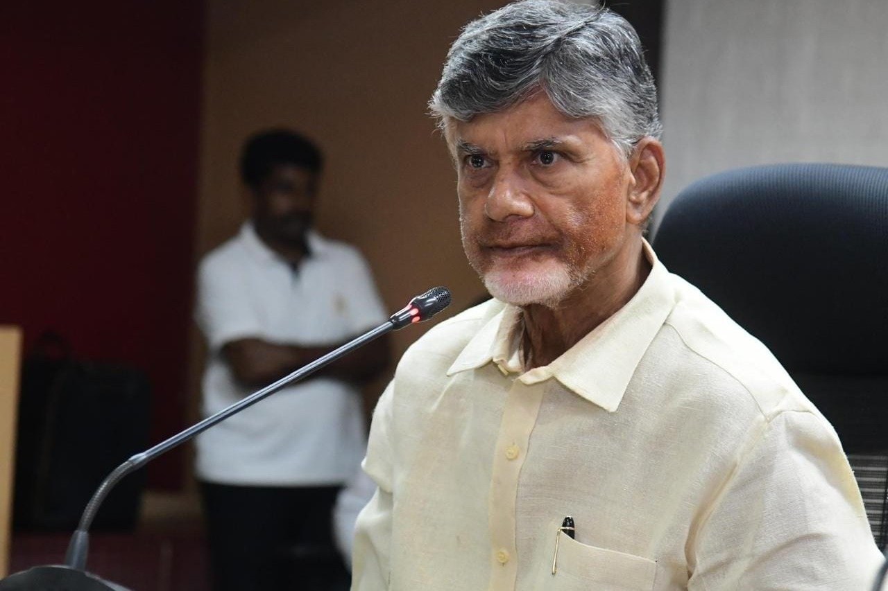 Chandrababu press meet over Vijayawada floods