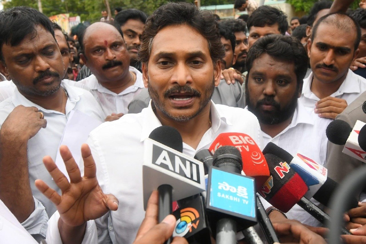 Jagan slams CM Chandrababu over Vijayawada floods