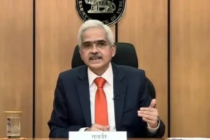 RBI governor signals no policy change