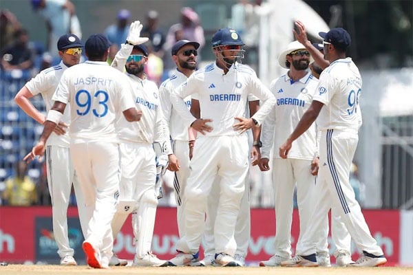 Bangladesh Lost 7 Wickets for 92 Runs in Chennai Test