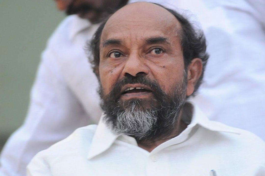 BC leader R Krishnaiah ready to quit YCP and will join in BJP