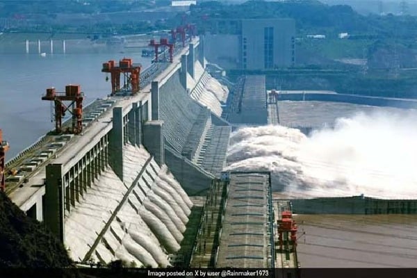 china gigantic hydroelectric dam has earth shifting capabilities