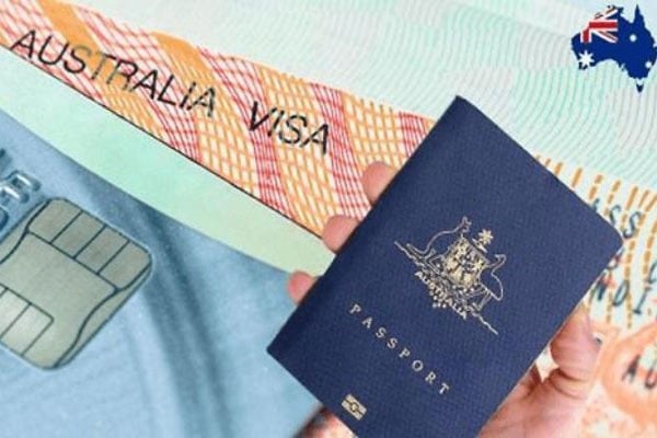 Australia Yearly granted 1000 Work Holiday Visas to Indians 