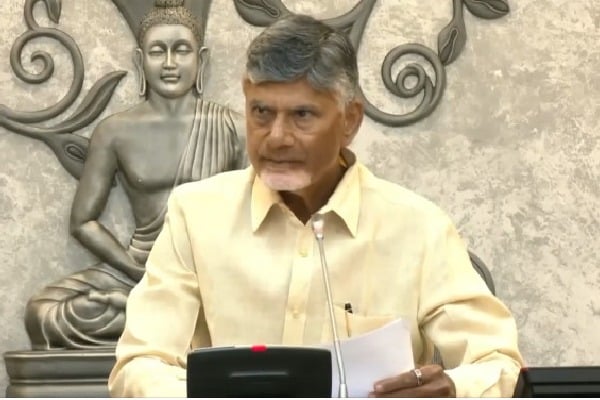 Chandrababu replies to Jagan comments