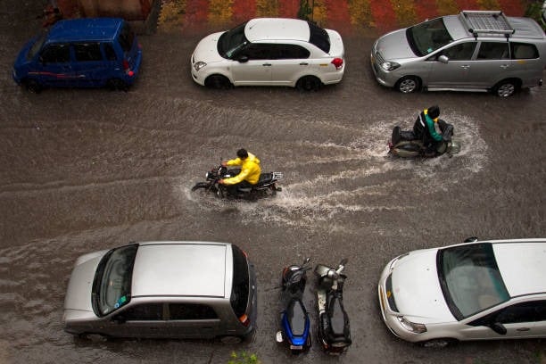 Heavy rain lashes some parts of Hyderabad city