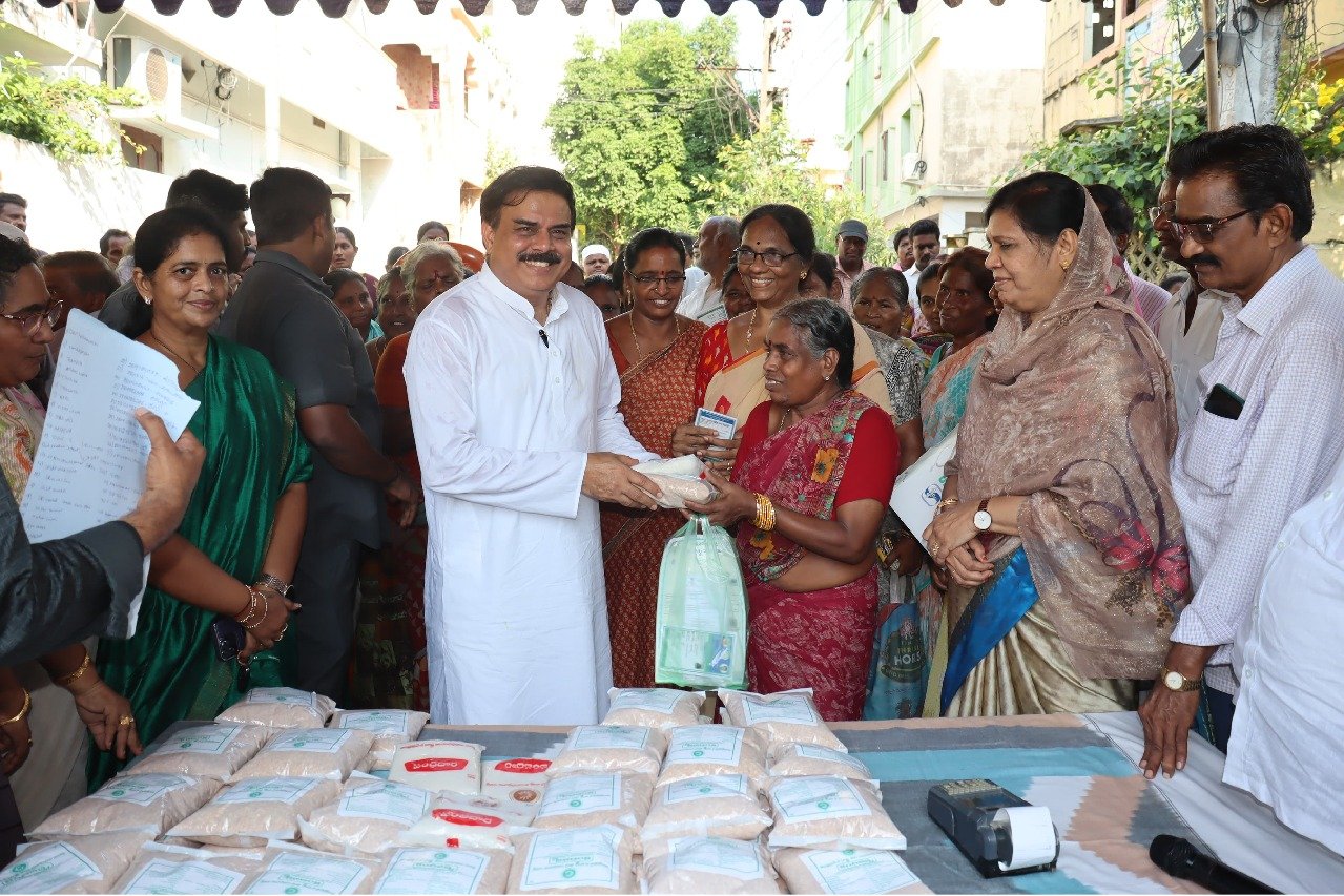 AP govt distributes Toor dall and Sugar to ration card holders 