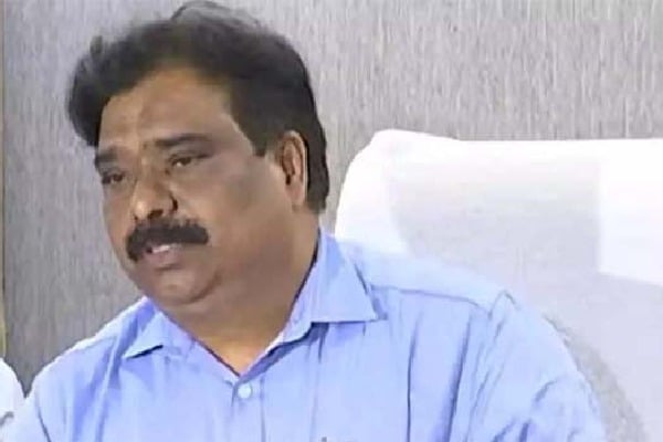 former director of mines venkata reddy handed over to acb custody