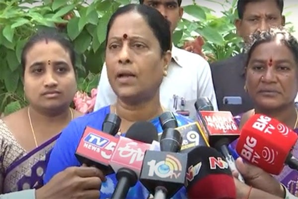 Konda Surekha Explanation on Comments about Akkineni Family 