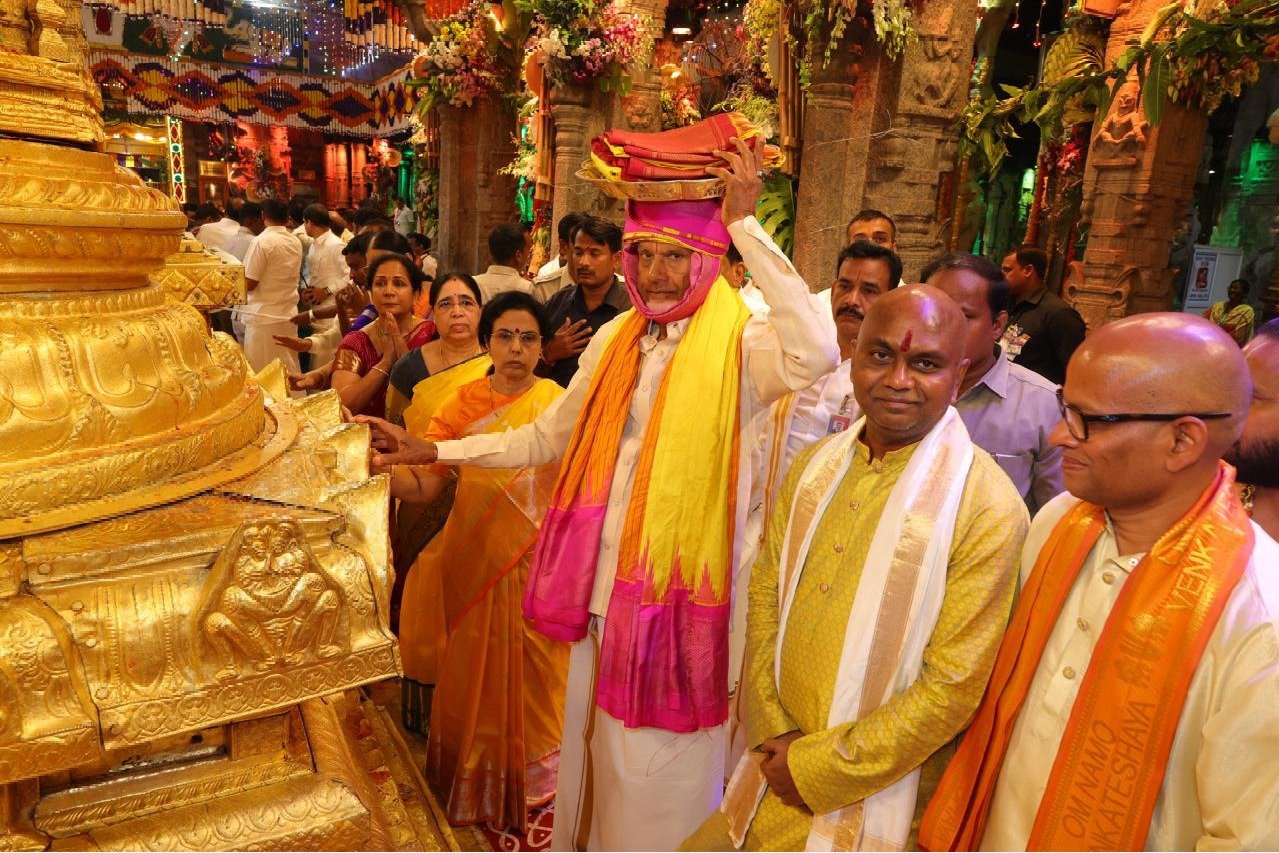 Chandrababu comments in Tirumala