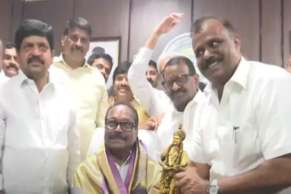 Konakalla Narayana Took Charge as APSRTC Chairman