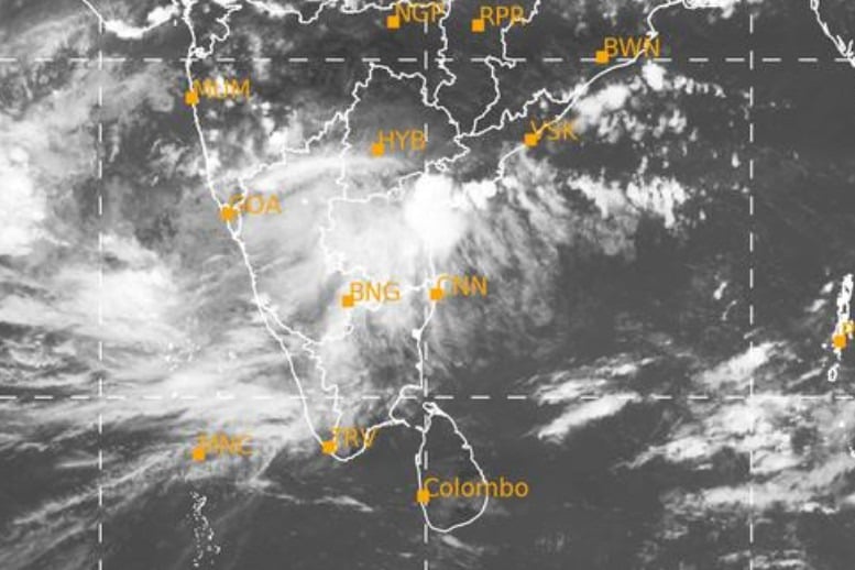 Depression centered at Southwest Bay Of Bengal