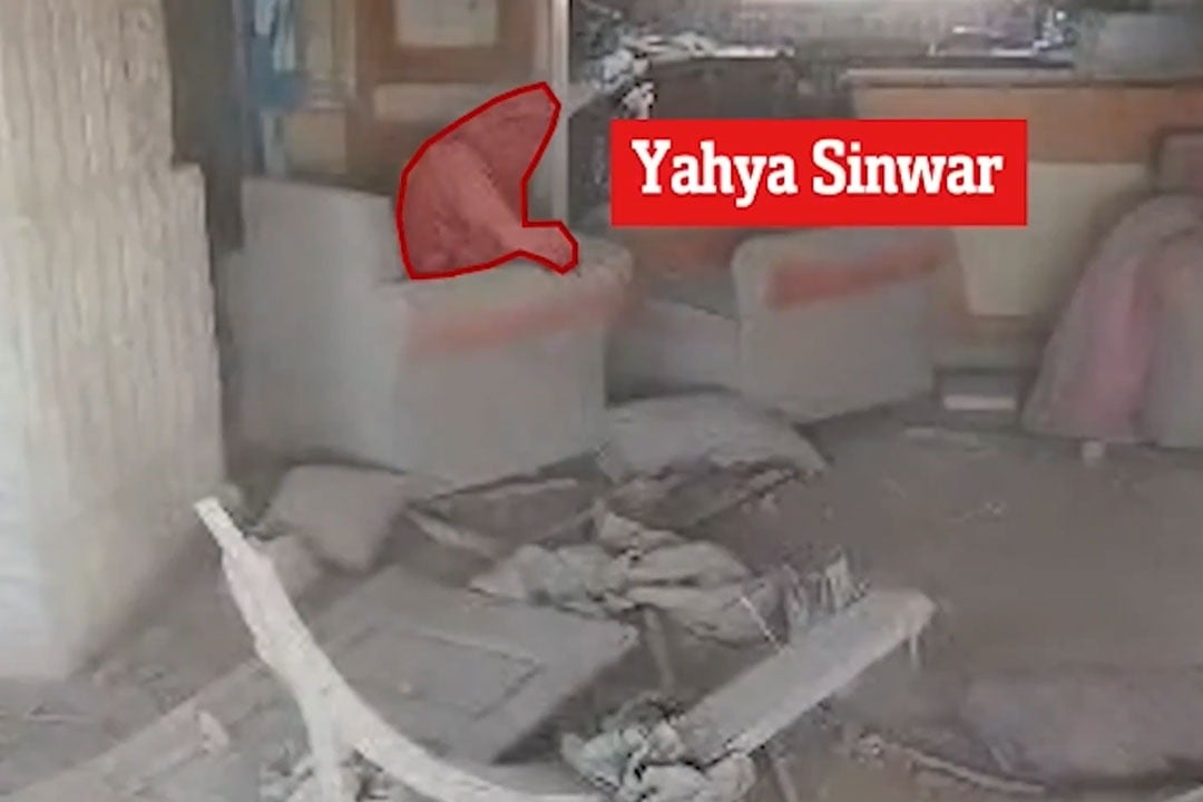 Hamas Chief Yahya Sinwar Last Moments Viral Video 